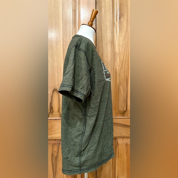 Kauai, Hawaii Deep Green Cotton Blend Short-Sleeve T-Shirt - EUC - L - Picture 5 of 9